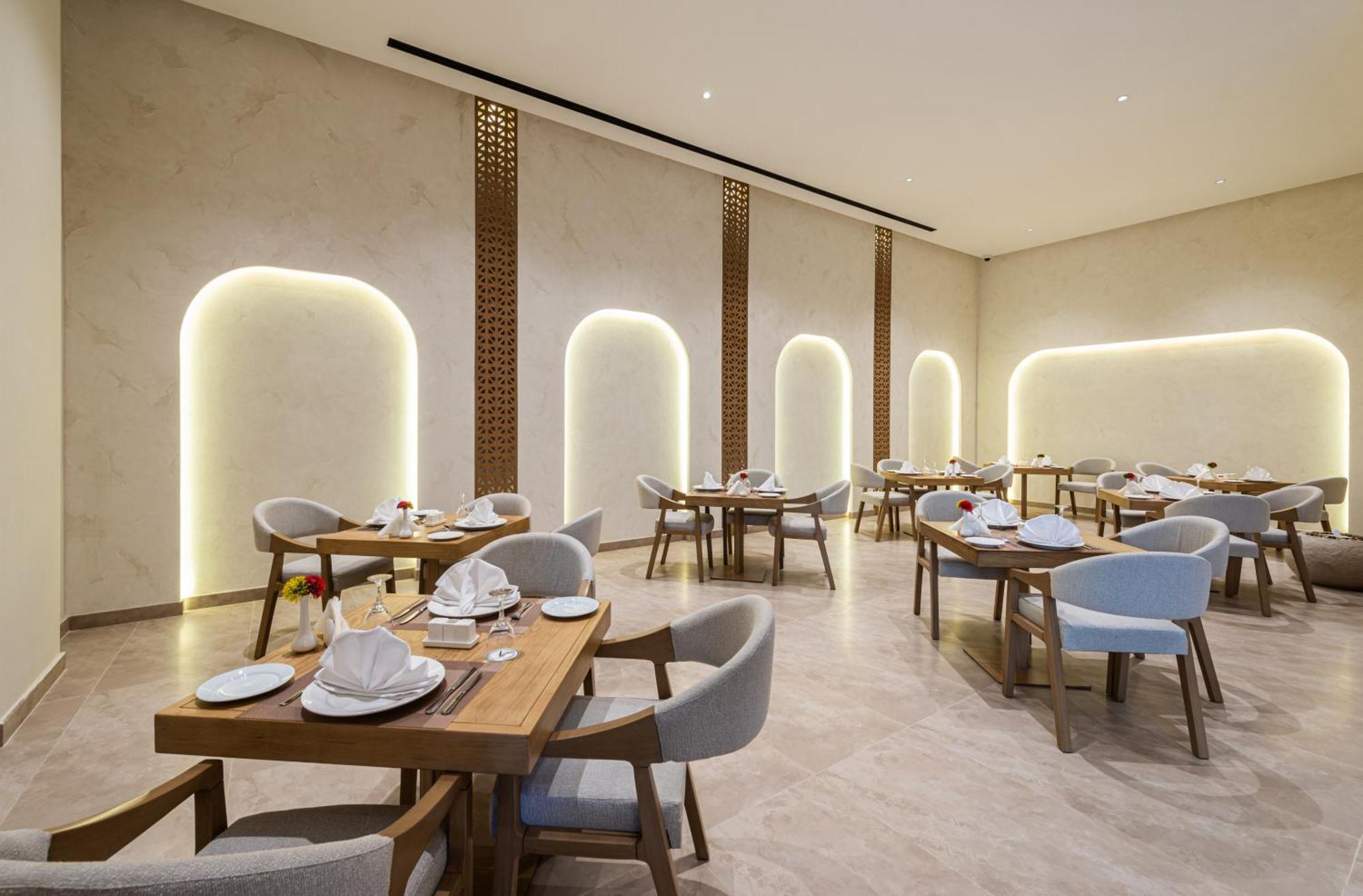 Voyage Hotel & Suites ริยาดห์ ภายนอก รูปภาพ
